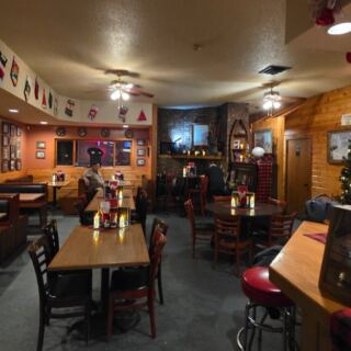 This Minnesota Restaurant Is Famous For A Prime Rib Sandwich Featured On Food Network
