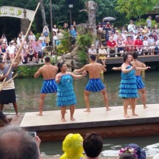 This Hawaii Attraction Lets You Experience Six Polynesian Cultures In One Day