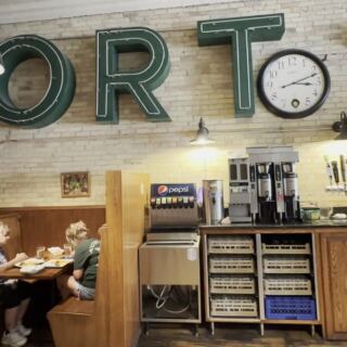 This Minnesota Restaurant Turned An Old Hamburger Shop Into A Small-Town Dining Gem