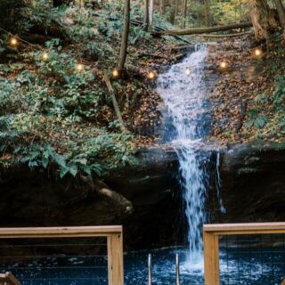 The Heated Waterfall At This Hidden Ohio Cabin Turns A Chilly Night Into Pure Bliss
