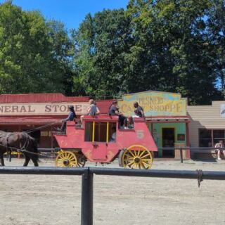 This Family-Owned New Jersey Theme Park Turns The Old West Into Gold Panning And Stagecoach Rides