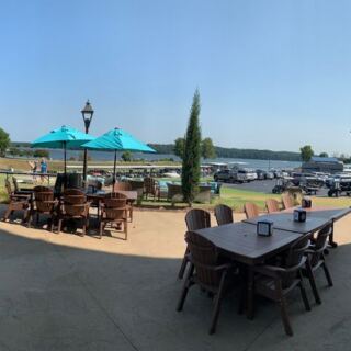 This Easygoing Oklahoma Bar Sits Right in Grand Lake’s Water With Live Music, Cold Drinks, and Boat-Up Seating