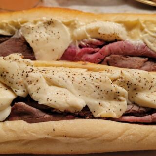 Locals Line Up for This Hoboken Deli’s Fresh Mozzarella and Roast Beef