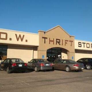 Seven Massive Oklahoma Thrift Stores Where Forty Dollars Fills a Whole Cart