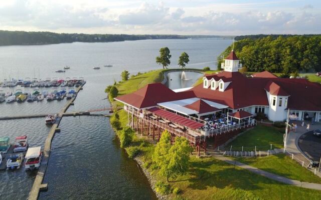 This Indiana Waterfront Jazz Spot Raises the Deck Shades for Sunset Over Eagle Creek Reservoir