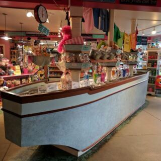 This Oregon Coast Candy Shop Pulls Salt Water Taffy by Hand While You Watch the Waves