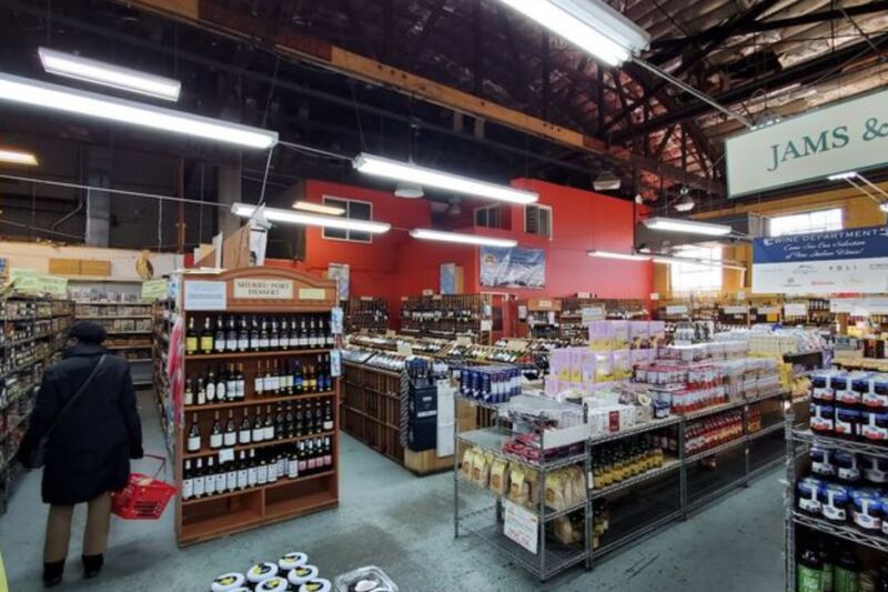 This New Jersey Gourmet Market Has Fresh Mozzarella, Olive Oils, And A Ridiculously Large Cheese Case
