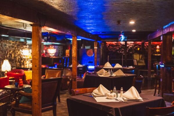 This Hidden Oregon Restaurant Hides Behind an Unmarked Door Where You’ll Find Homemade Pasta Beneath the Street