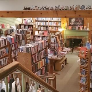 Fireside Book Shop In Chagrin Falls Is The Cozy Bookstore Ohio Readers Get Lost In All Fall