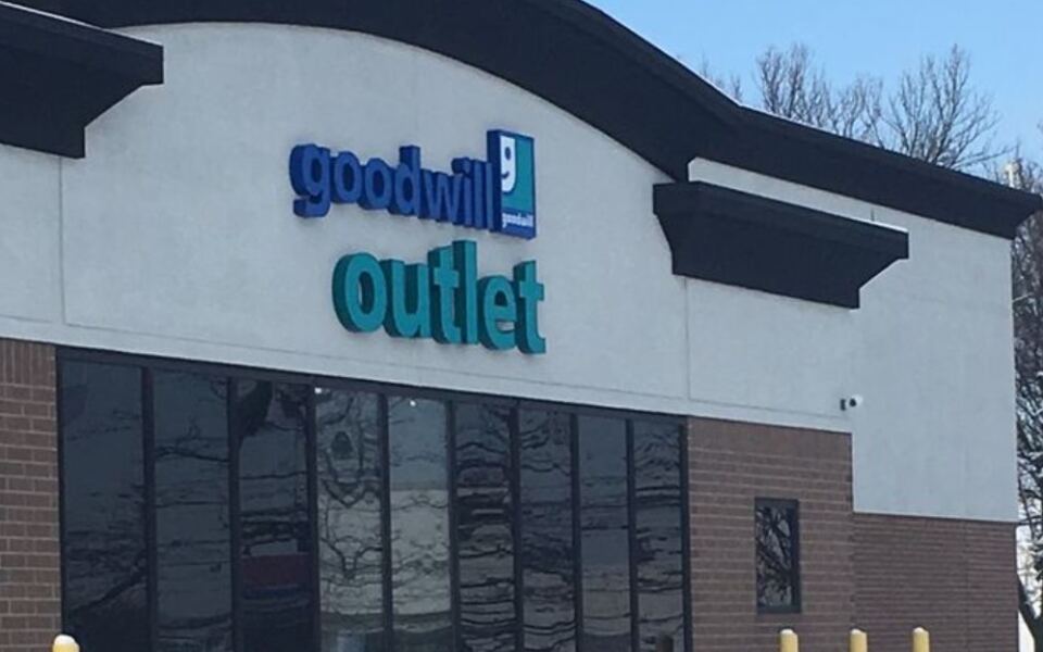 10 Enormous Ohio Thrift Stores Where Thirty Bucks Fills Your Whole Backseat With Bargains