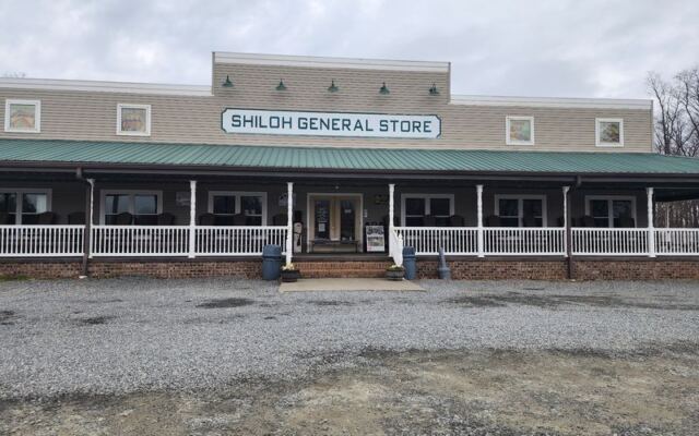 At This Amish General Store In North Carolina, They Slice The Meat And Bake The Bread For Your Sandwich While You Rock On The Porch