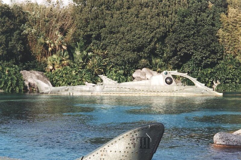 20,000 Leagues Under the Sea: Submarine Voyage – Magic Kingdom, Florida (1971–1994) 20,000 Leagues Under the Sea: Submarine Voyage – Magic Kingdom, Florida (1971–1994)