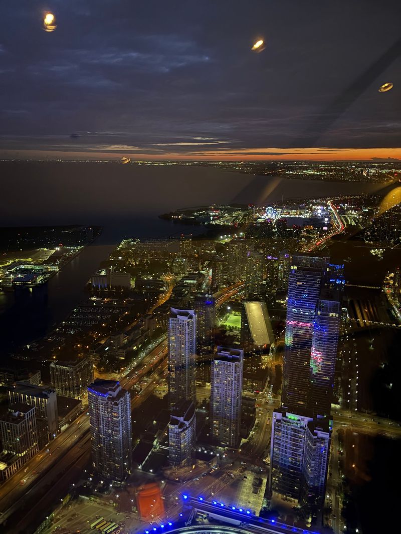 360 Restaurant, Toronto, Canada 360 Restaurant, Toronto, Canada