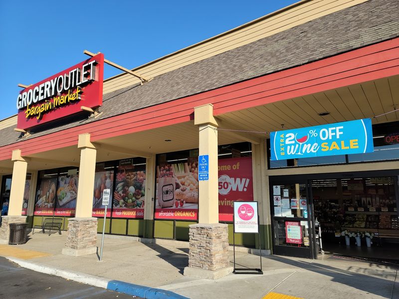 A Bargain Market on Los Osos Valley Road