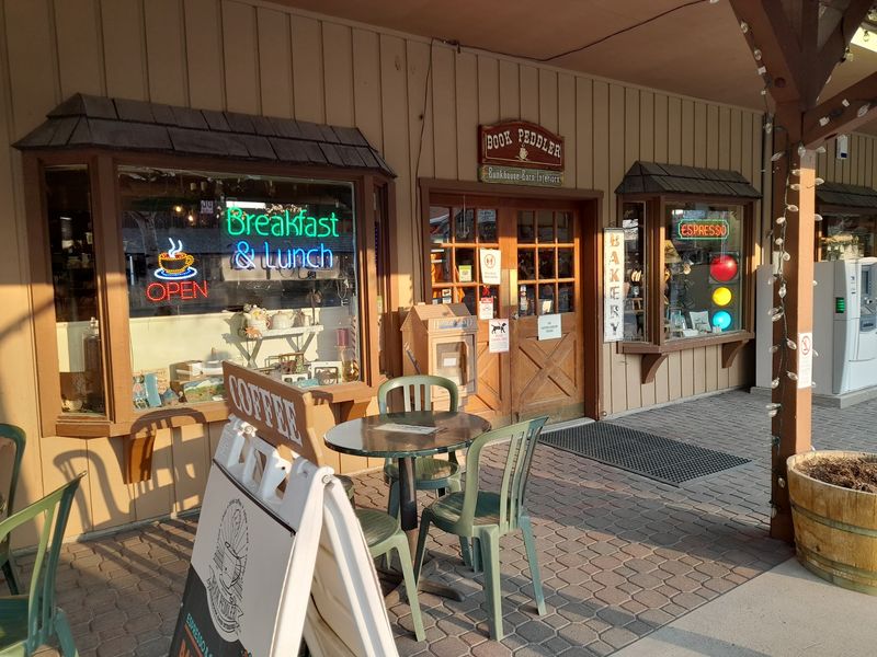 A Bookstore With a Coffee Bar Just Outside the Park