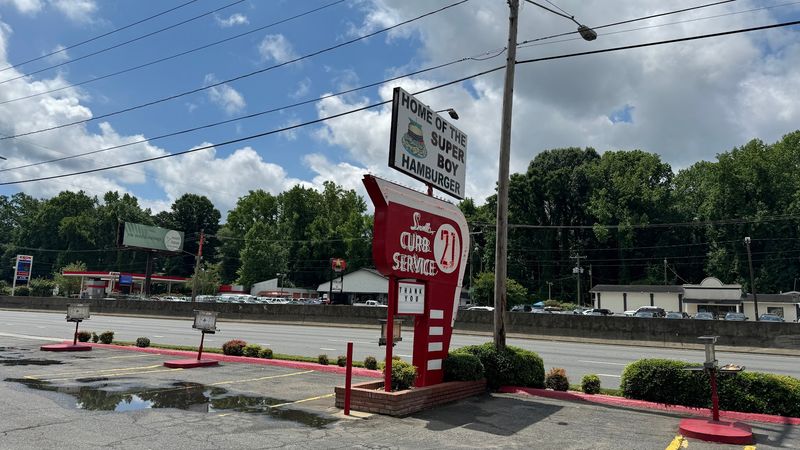 A Charlotte Classic Worth Your Next Lunch Break