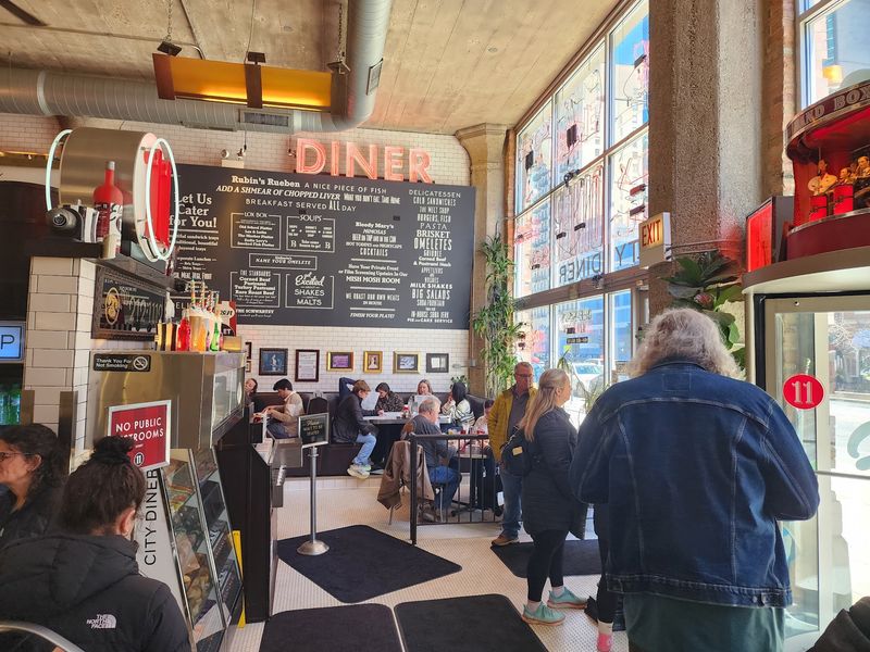 A Chicago Rite of Passage Worth the Trip A Chicago Rite of Passage Worth the Trip