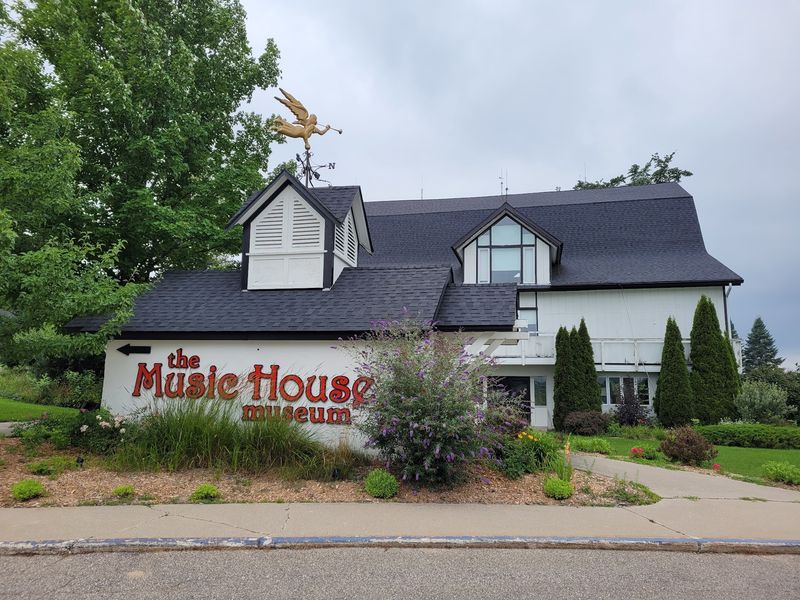A Converted Barn Full of Restored Music Machines A Converted Barn Full of Restored Music Machines