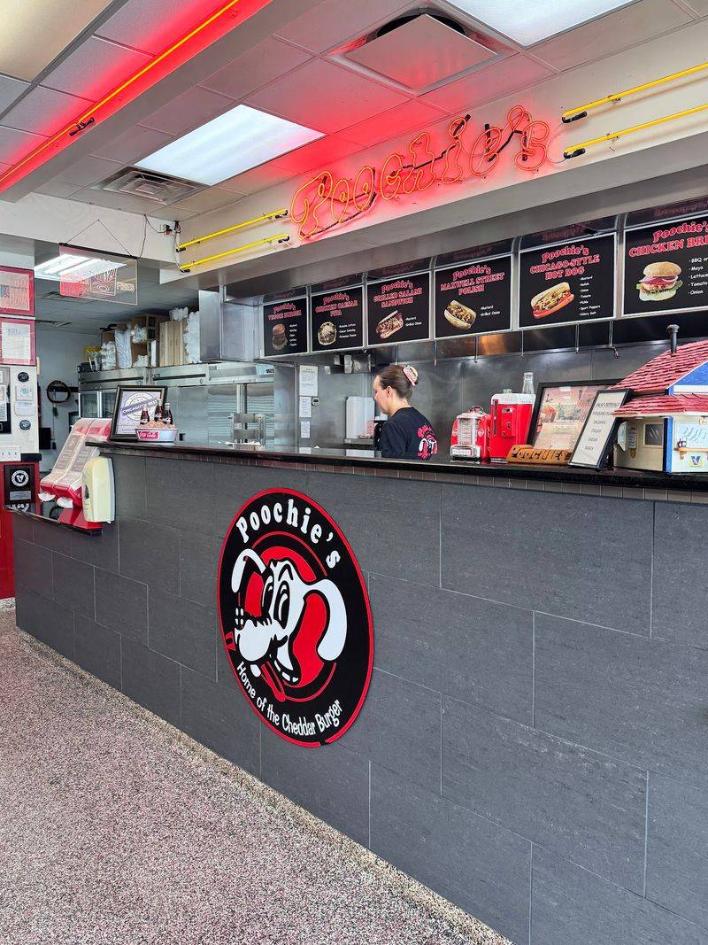 A Counter-Serve Landmark on Dempster Street A Counter-Serve Landmark on Dempster Street