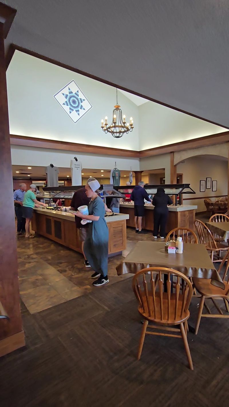 A Country Kitchen in the Heart of Amish Illinois A Country Kitchen in the Heart of Amish Illinois