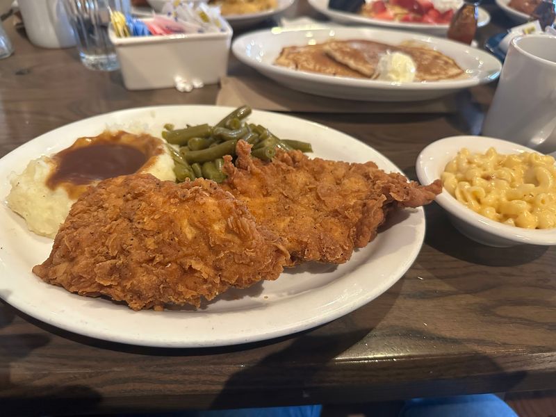 A Country Store Off Kenyon Avenue That Feeds You Twice