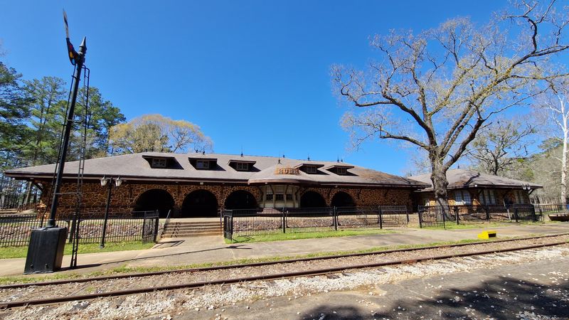 A Depot Tucked Into the East Texas Pines A Depot Tucked Into the East Texas Pines