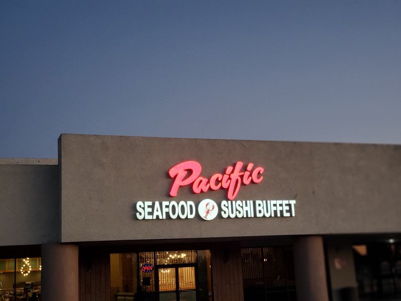 A Desert Address With an Ocean Appetite
