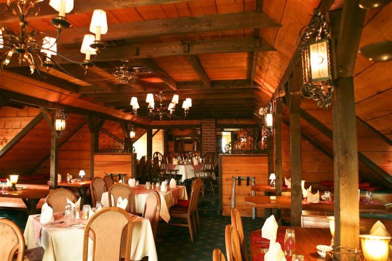 A Dining Room That Feels Like a German Parlor A Dining Room That Feels Like a German Parlor