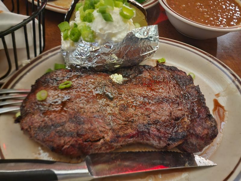 A Dinner Where Everything Comes Included A Dinner Where Everything Comes Included