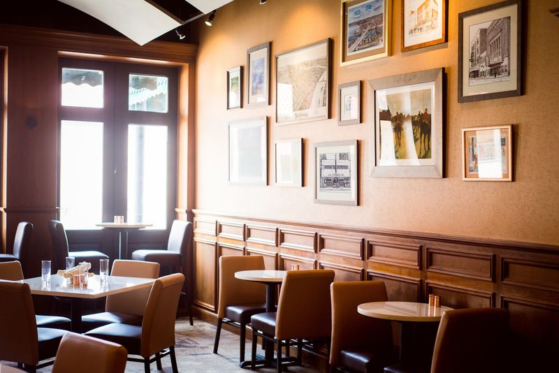 A European-Style Dining Room Worth Dressing Up For A European-Style Dining Room Worth Dressing Up For