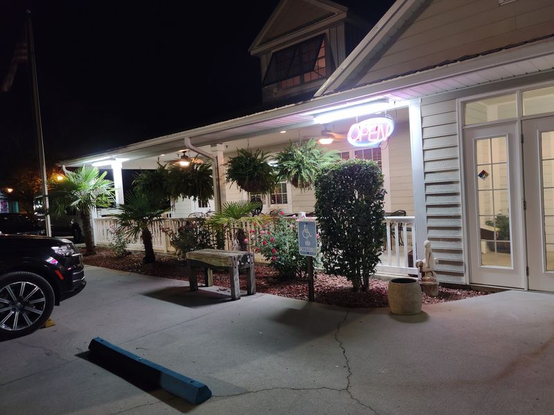 A Family-Owned Seafood Spot on Ocean Highway A Family-Owned Seafood Spot on Ocean Highway
