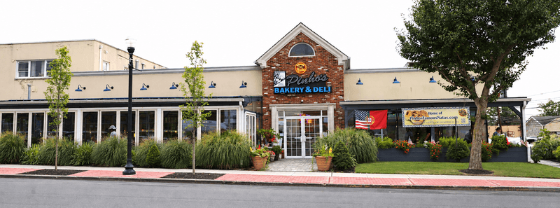 A Family-Run Stop on Chestnut Street