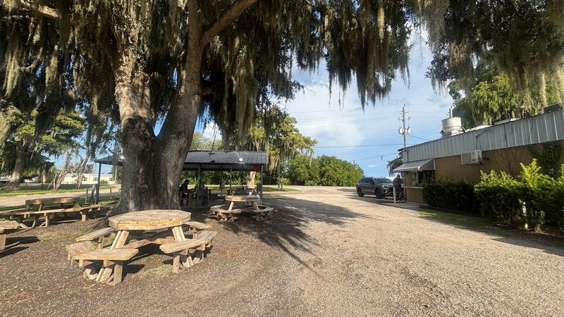 A Fish Market and Kitchen Sharing One Roadside Address