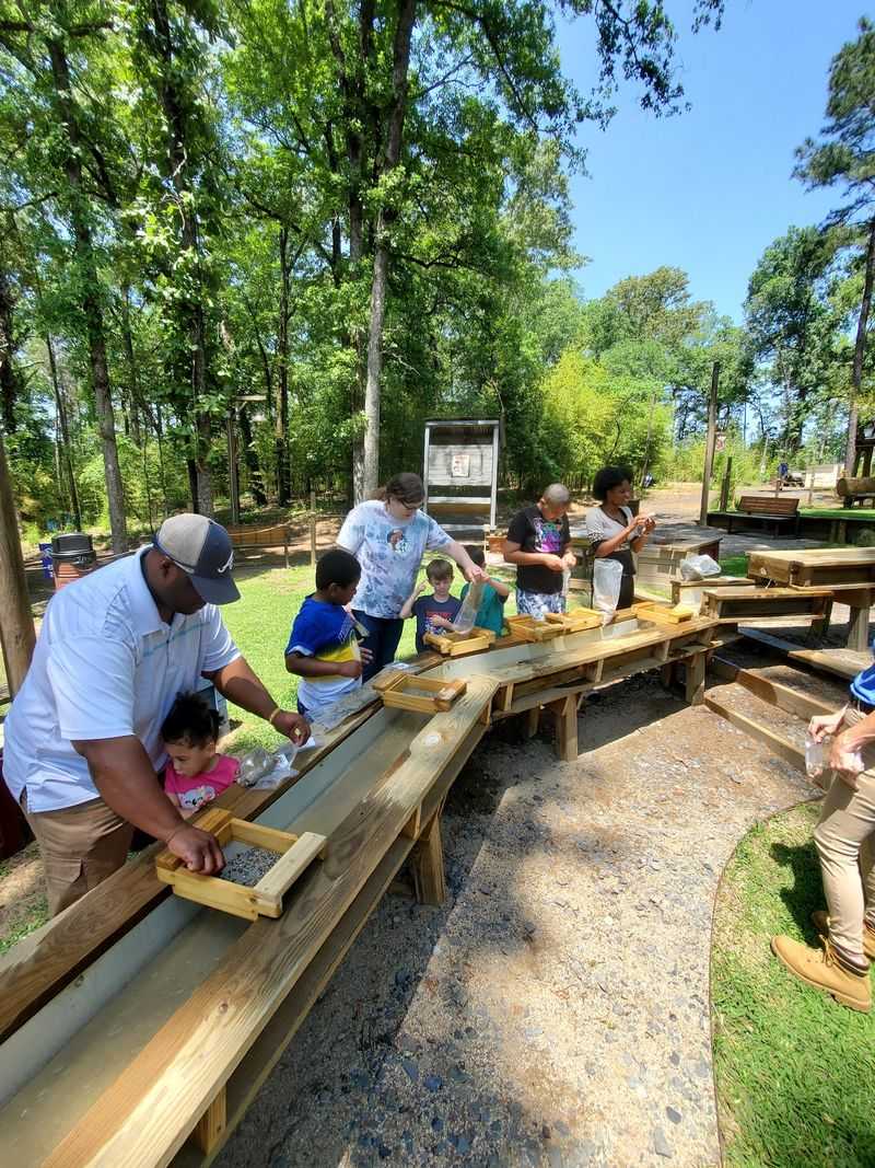 A Gemstone Sluice Where Mud Turns Into Treasure