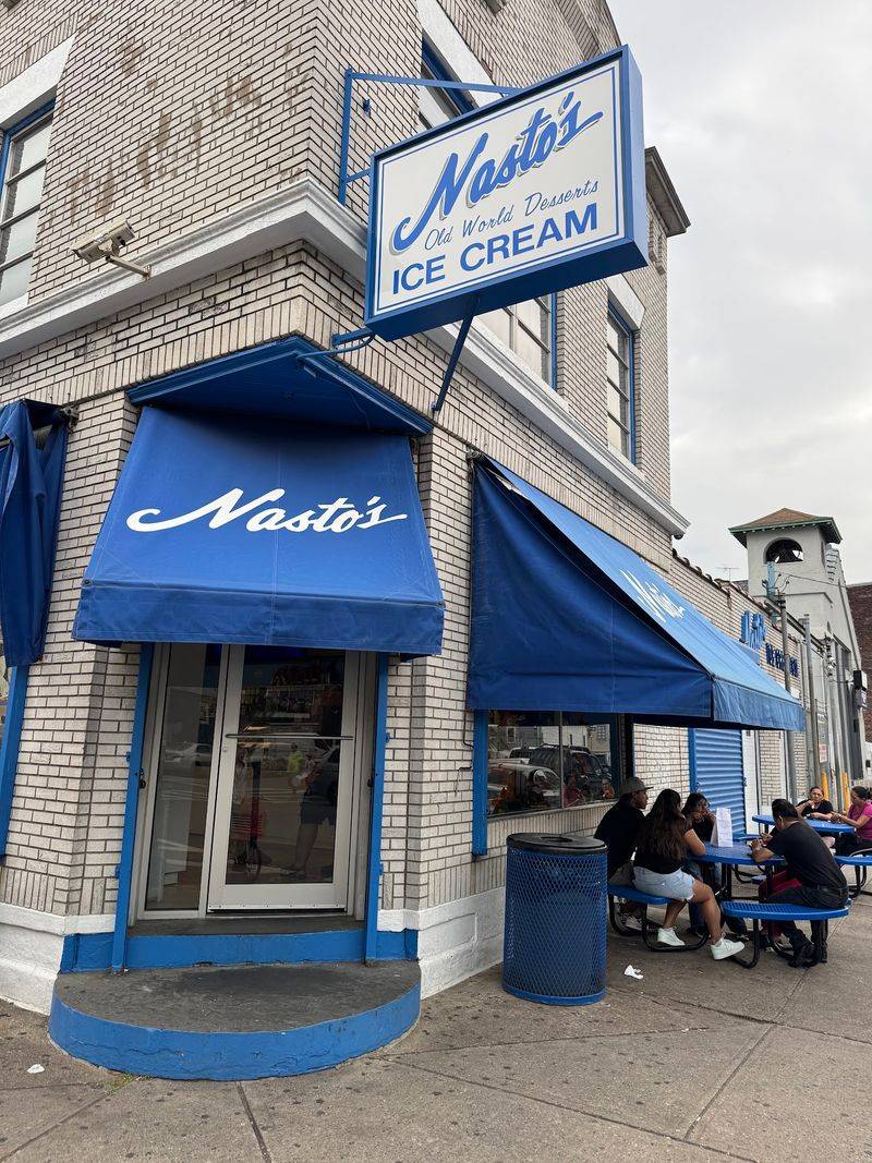 A Jefferson Street Dessert Stop