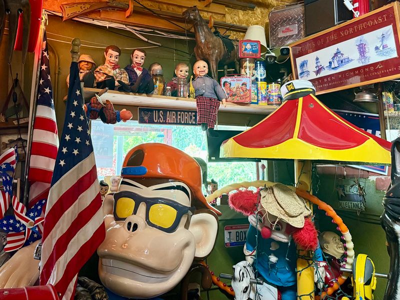 A Kitschy Mood That Suits Families