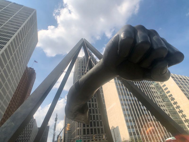 A Knockout Corner on Woodward Avenue A Knockout Corner on Woodward Avenue