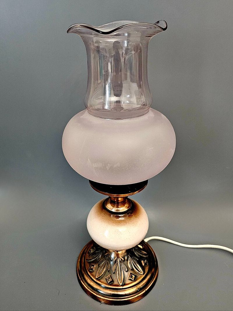 A Lamp That Suddenly Went Dark A Lamp That Suddenly Went Dark