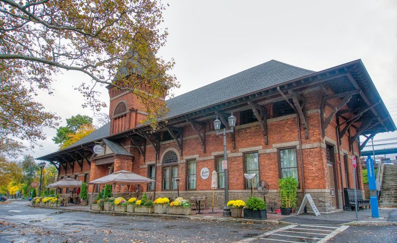 A Landmark Depot at 1 Station Plaza