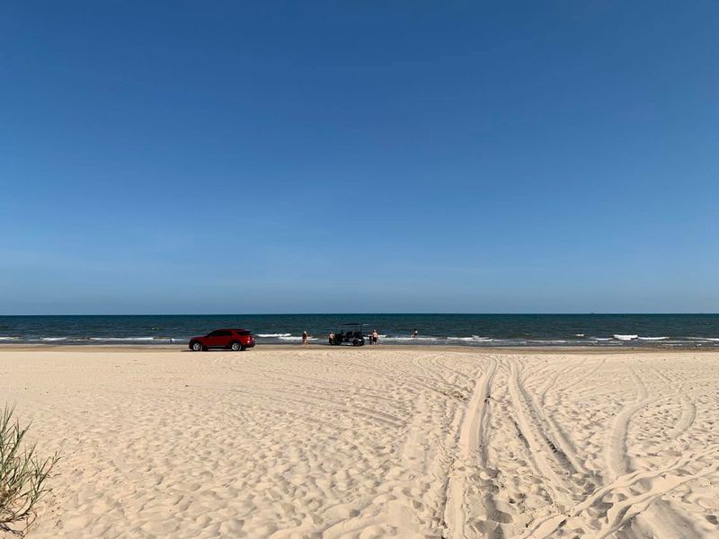 A Low-Key Shore on the Bolivar Peninsula A Low-Key Shore on the Bolivar Peninsula