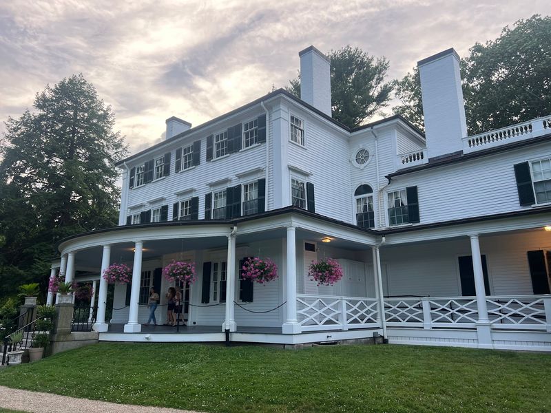A North Shore Estate Run by a Town's Own Historians