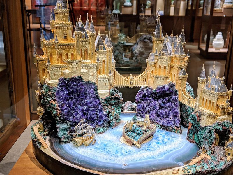 A Pagoda and a Gemstone Castle A Pagoda and a Gemstone Castle