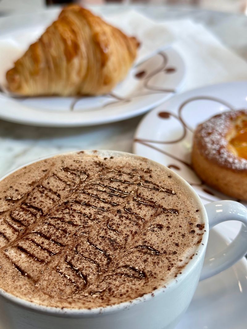 A Pairing That Fits the Day A Pairing That Fits the Day