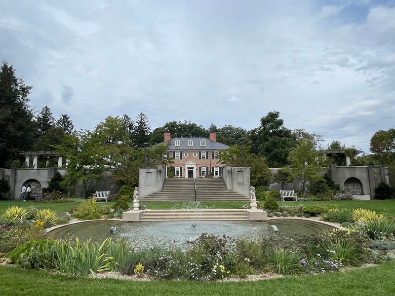 A Public Garden With Estate Roots A Public Garden With Estate Roots