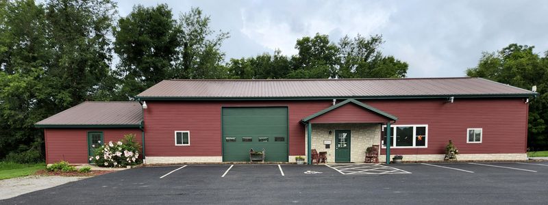 A Quilt Shop Tucked Behind a Country House