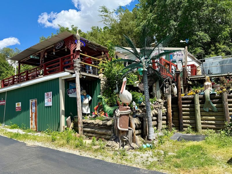 A Riverside Fish House on Sandusky Avenue