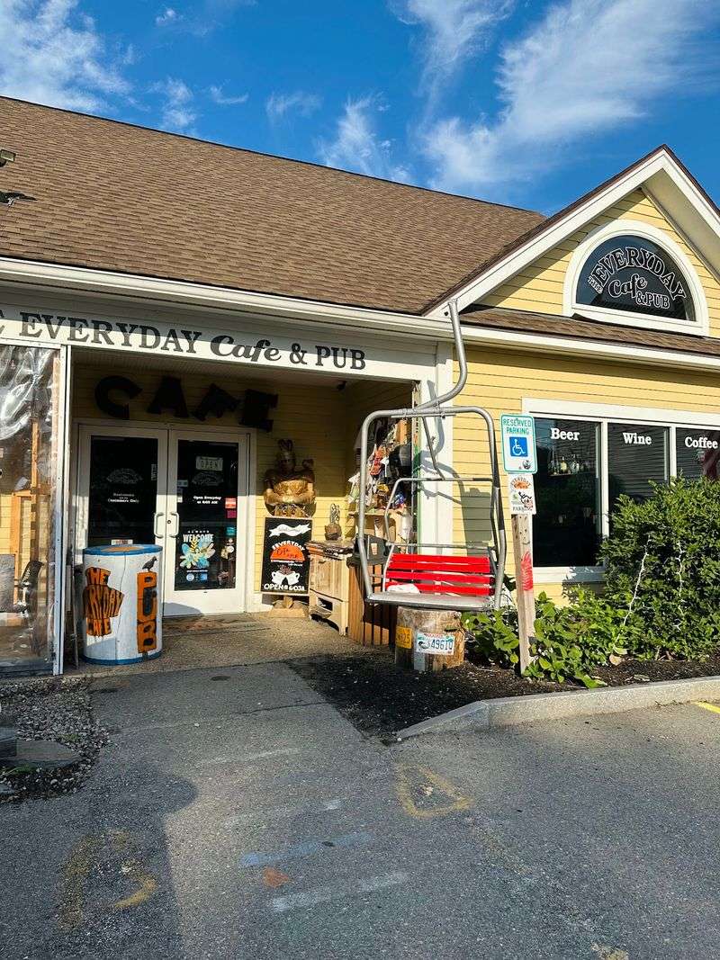 A Small Cafe on Maple Street With a Big Reputation A Small Cafe on Maple Street With a Big Reputation