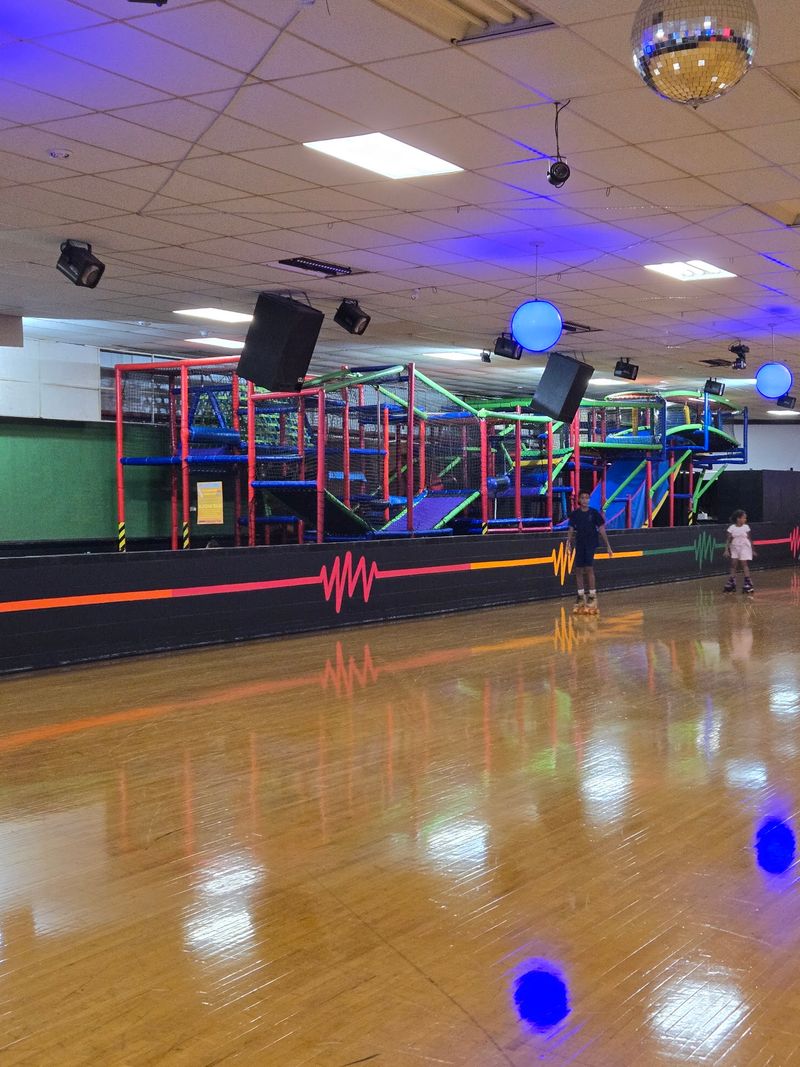 A Smooth Floor That Makes First Laps Easier A Smooth Floor That Makes First Laps Easier