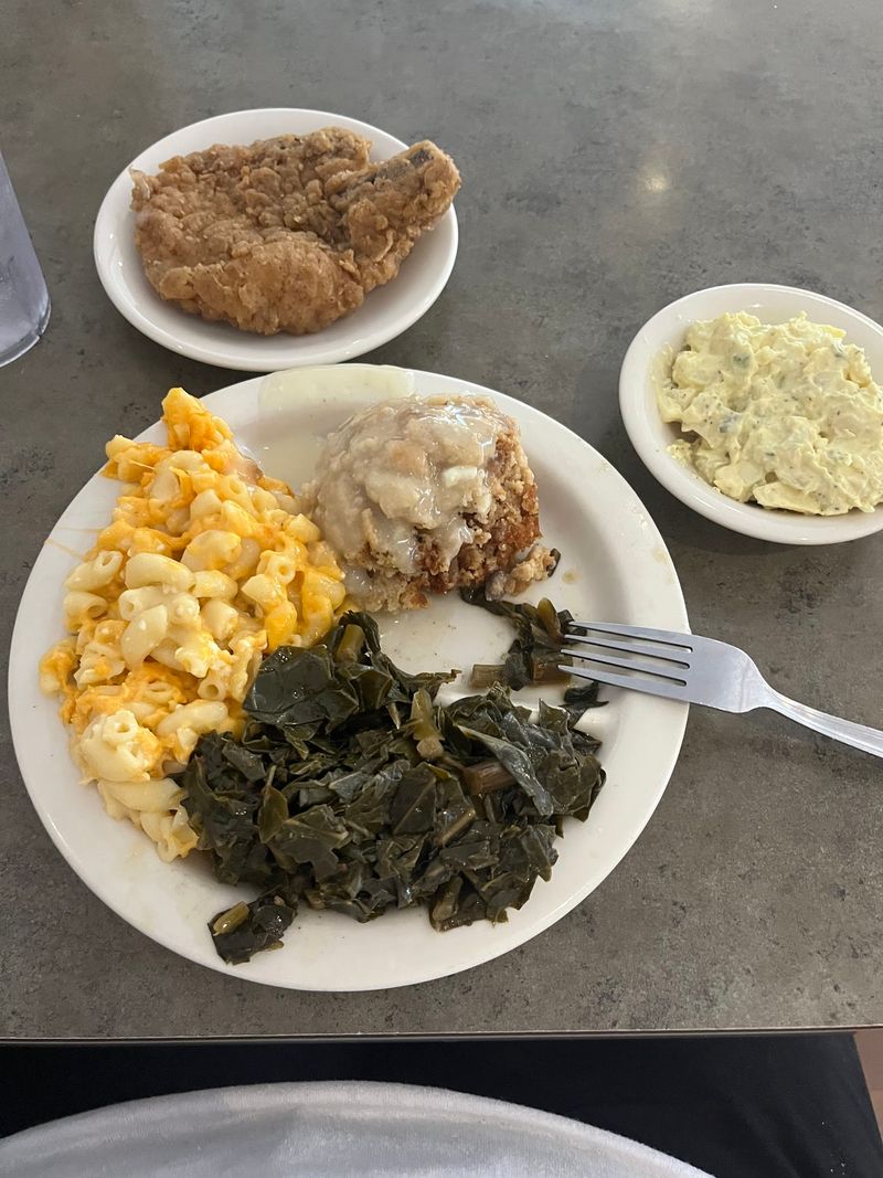 A Southern Kitchen Off Elmwood Avenue