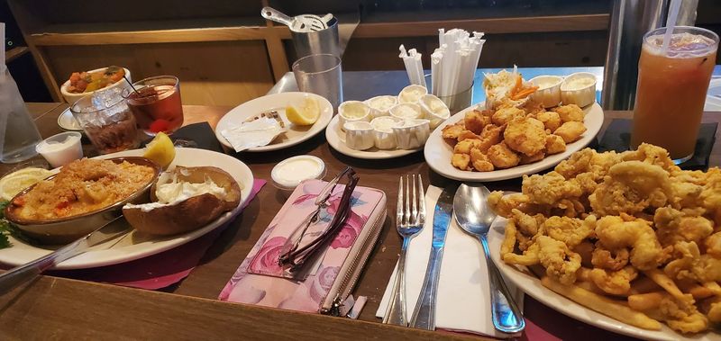 A Townie Spot With No Pretense A Townie Spot With No Pretense